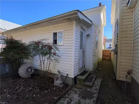 237 Holladay St, Suffolk, VA 23434 photo 33