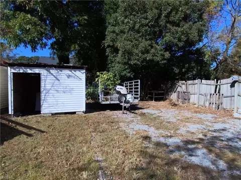 237 Holladay St, Suffolk, VA 23434 photo 30
