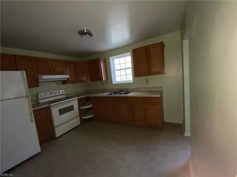 237 Holladay St, Suffolk, VA 23434 photo 15