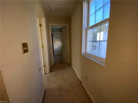 237 Holladay St, Suffolk, VA 23434 photo 21
