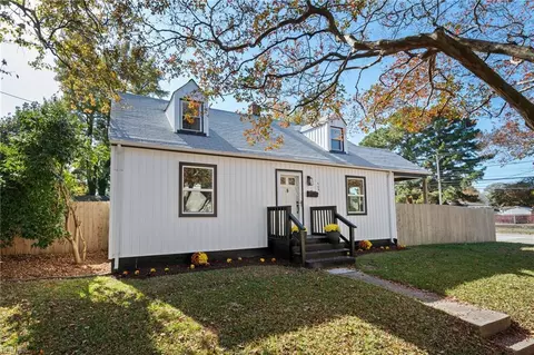 705 Leonard Rd, Norfolk, VA 23518