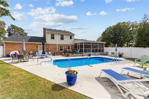 4100 Weyanoke Dr, Portsmouth, VA 23703