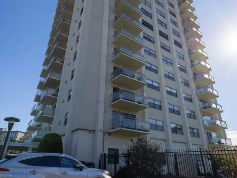One Crawford Parkway #505, Portsmouth, VA 23704