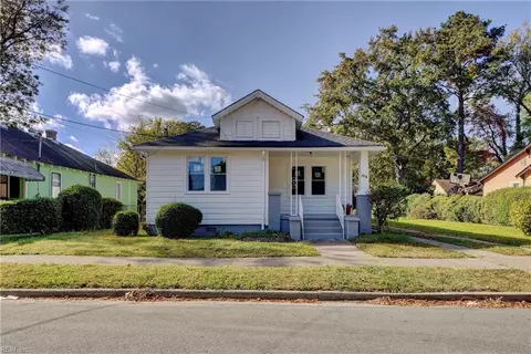 1804 Des Moines Ave, Portsmouth, VA 23704