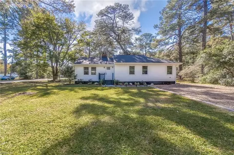 4841 Sunray Ave, Chesapeake, VA 23321