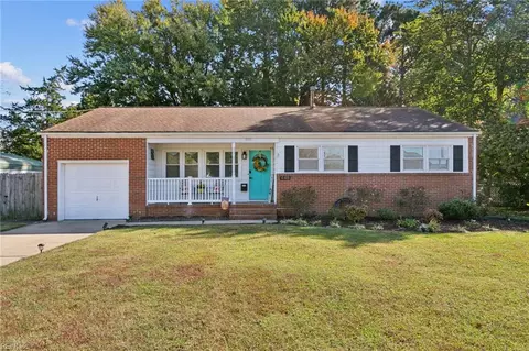 448 Bonifay Dr, Hampton, VA 23666