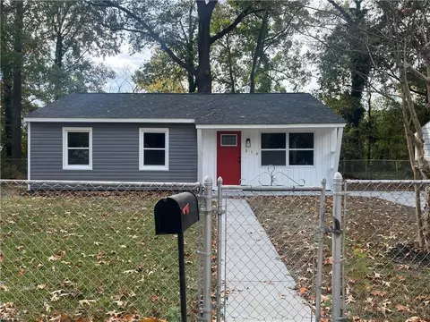 310 Shawen Dr, Hampton, VA 23669