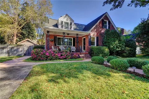 6035 Newport Cres, Norfolk, VA 23505
