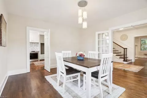 Dining - 621 Pace St, Franklin, VA 23851 photo 2 of 4