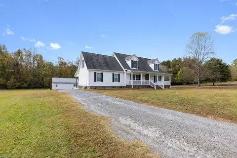 23244 Indian Town Rd, Courtland, VA 23837