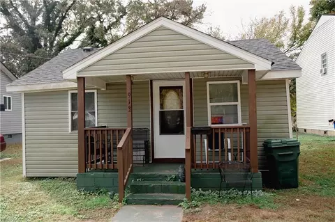 913 Battery Ave, Suffolk, VA 23434