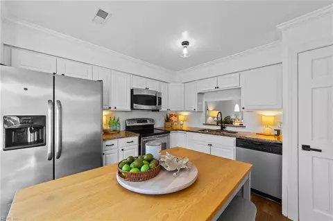 22 Colonies Lndg, Hampton, VA 23669 photo 10