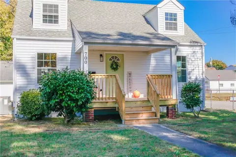 700 Ida St, Hampton, VA 23661