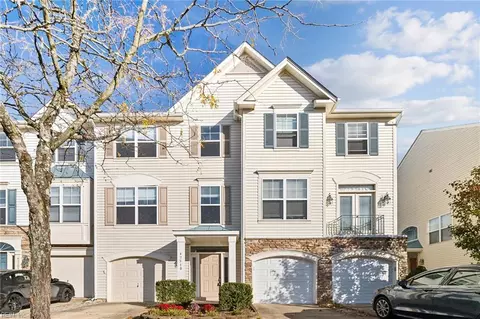 43510 Jubilee St, Chantilly, VA 20152