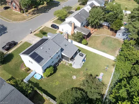 View/Area - 1787 Carriage Dr, Hampton, VA 23664 photo 4 of 5