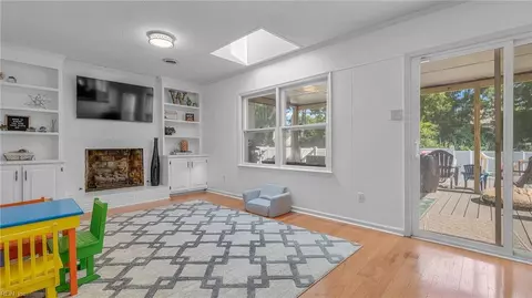 Living - 1787 Carriage Dr, Hampton, VA 23664 photo 2 of 2