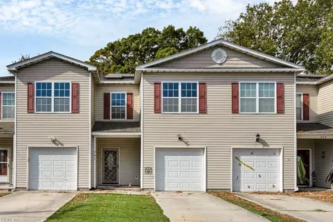 903 Pecan Point Rd, Norfolk, VA 23502