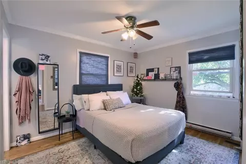 Bedroom - 100 Londonshire Ter, Hampton, VA 23666 photo 1 of 4