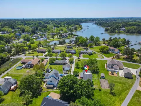 View/Area - 26 Routten Rd, Hampton, VA 23664 photo 11 of 12