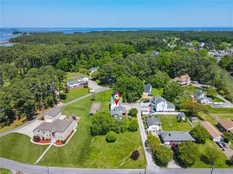 View/Area - 26 Routten Rd, Hampton, VA 23664 photo 7 of 12