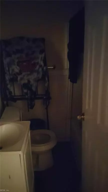 1249 Hanson Ave, Norfolk, VA 23504 photo 3
