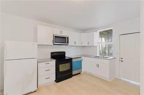 9611 3rd View St, Norfolk, VA 23503 photo 12
