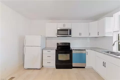 9611 3rd View St, Norfolk, VA 23503 photo 13