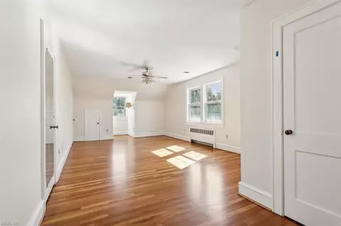 4107 Chesapeake Ave, Hampton, VA 23669 photo 40