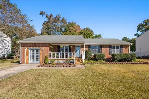 2309 Locks Lndg, Chesapeake, VA 23323