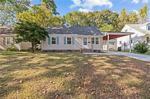 8251 Fernwood Dr, Norfolk, VA 23518