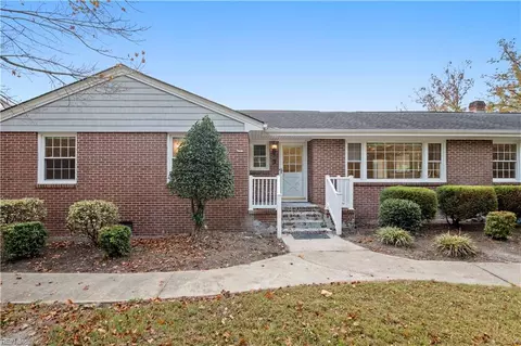 2933 Harbor Rd, Suffolk, VA 23435 photo 3