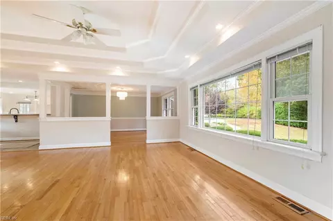2933 Harbor Rd, Suffolk, VA 23435 photo 7