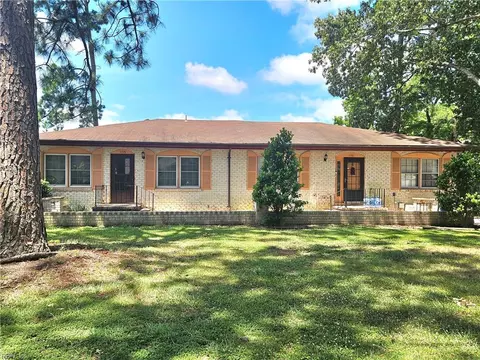 153 S Fir Ave, Virginia Beach, VA 23452