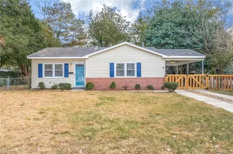 4729 Lonewillow Ln, Virginia Beach, VA 23455