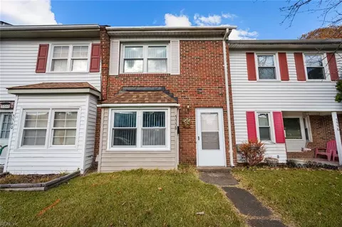 5558 New Colony Dr, Virginia Beach, VA 23464