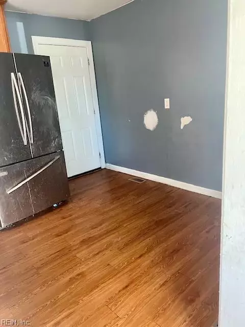 25 Lacrosse St, Hampton, VA 23663 photo 8