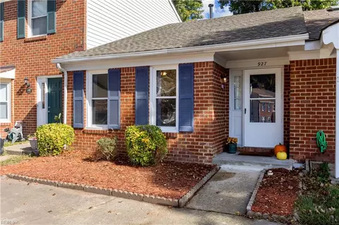 927 Wickford Dr, Chesapeake, VA 23320