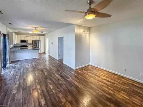 6324 Townsend Pl, Suffolk, VA 23435 photo 2