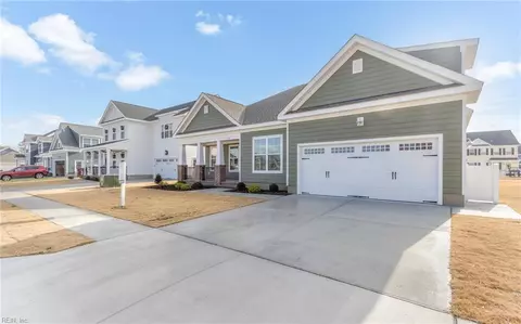 5107 Annapolis Dr, Chesapeake, VA 23321 photo 3