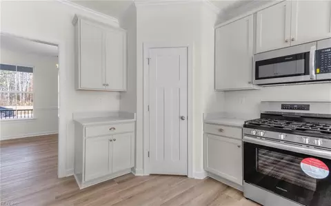 5107 Annapolis Dr, Chesapeake, VA 23321 photo 8