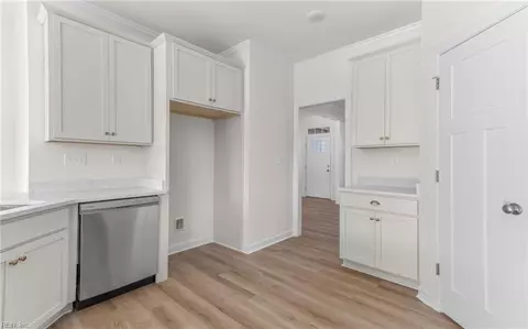5107 Annapolis Dr, Chesapeake, VA 23321 photo 9