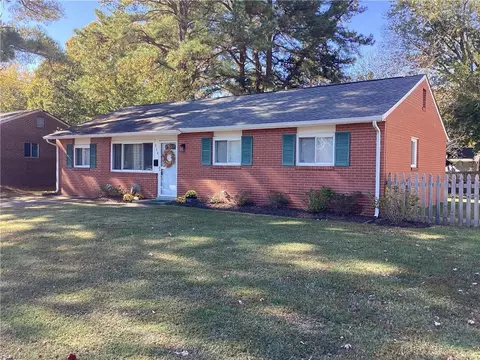 118 Fort Worth St, Hampton, VA 23669