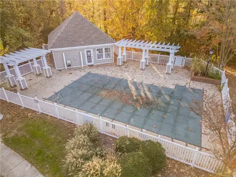 Exterior - 3011 Hogan Way, Suffolk, VA 23435 photo 12 of 14