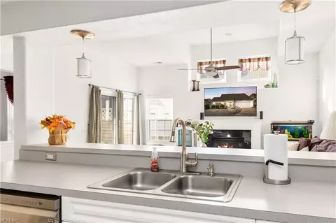 Kitchen - 3011 Hogan Way, Suffolk, VA 23435 photo 2 of 2