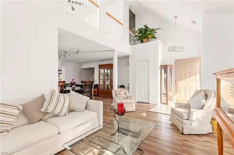 Entry Way - 3011 Hogan Way, Suffolk, VA 23435 photo 1 of 4