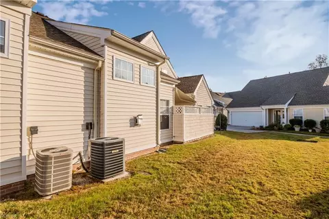 Exterior - 3011 Hogan Way, Suffolk, VA 23435 photo 6 of 14