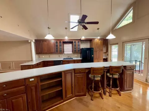 Kitchen - 7 Seaview Dr, Hampton, VA 23664 photo 1 of 2