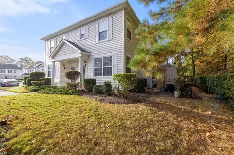 4476 Duffy Dr, Virginia Beach, VA 23462