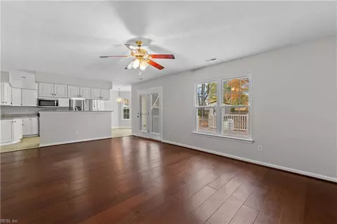 39 Tripp Ter, Hampton, VA 23666 photo 19