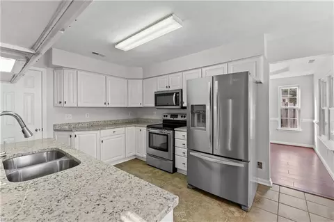 39 Tripp Ter, Hampton, VA 23666 photo 15